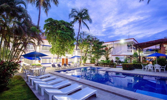 Díaz Ordaz Hotel | Hotel Hacienda Vallarta Playa Las Glorias