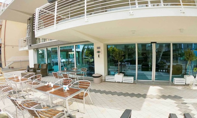Rivazzurra Hotel | hotel half moon restaurant