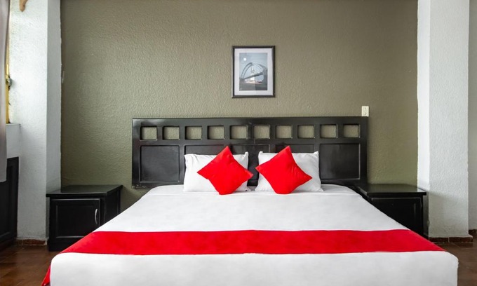 León Hotel | Hotel Halley