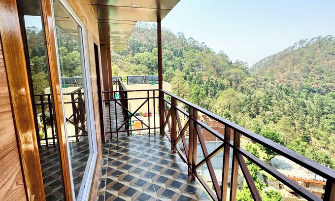 Ayodhya Hotel | Hotel Hanuman Palace Ayodhya