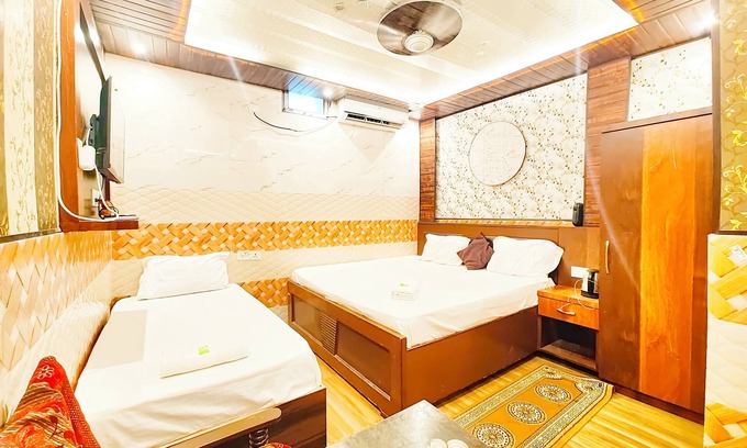 Ayodhya Hotel | Hotel Hanuman Palace Ayodhya