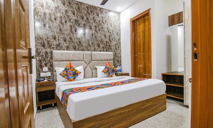 Kharar Hotel | Hotel HC South Crown