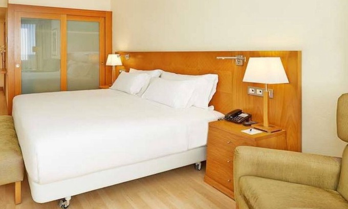 Sant Joan Despí Hotel | Hotel Hesperia Tower Sant Just, Luxury Suite 4*
