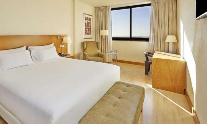 Sant Joan Despí Casa | Hotel Hesperia Tower Sant Just, Suite de lujo 4*