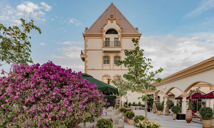 Daund Hotel | Hotel Irada Pune Wine Country