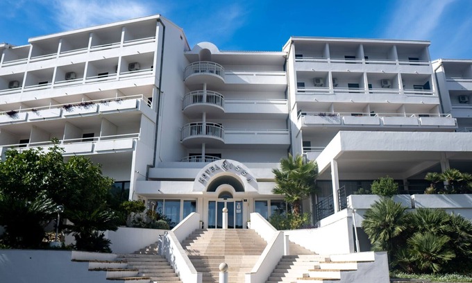 Cove Rogacic Casa | Hotel Issa - Double Room Sea View 23