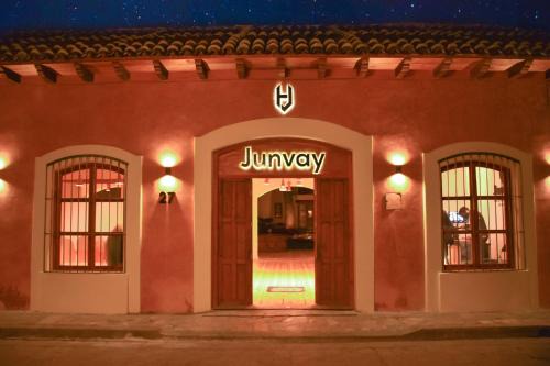 Barrio de Mexicanos Hotel | Hotel Junvay