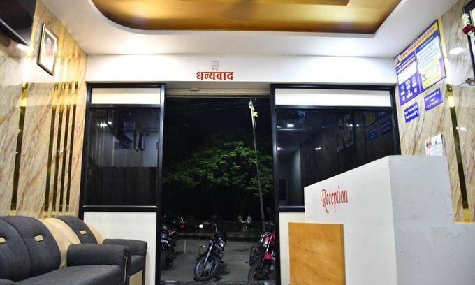 Akalkot Apartamento | Hotel Kalika Residency - Akkalkot