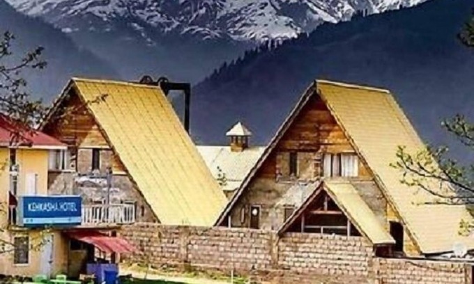 Shogran Hotel | Hotel Kehkashan