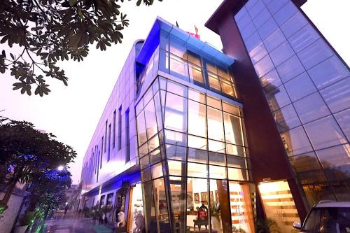 Vrindavan Hotel | Hotel Kridha Residency - Opposite Prem Mandir Vrindavan