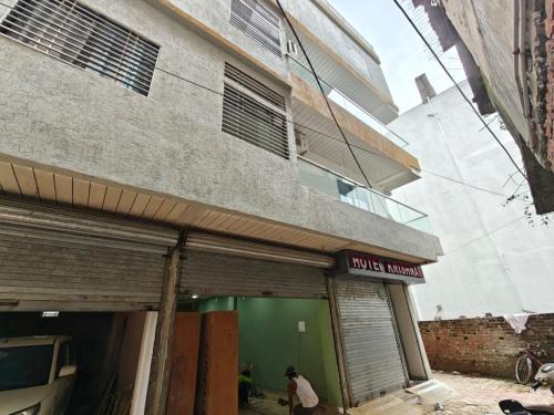 Satna Hotel | HOTEL KRISHNAM By TruStay