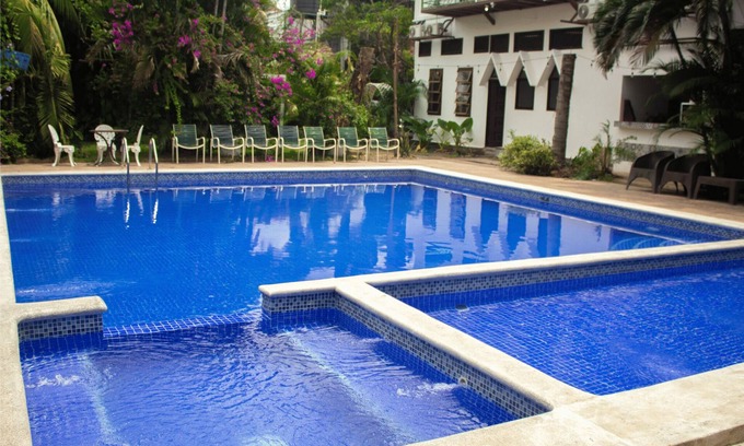 San Luis Talpa Hotel | Hotel La Estancia