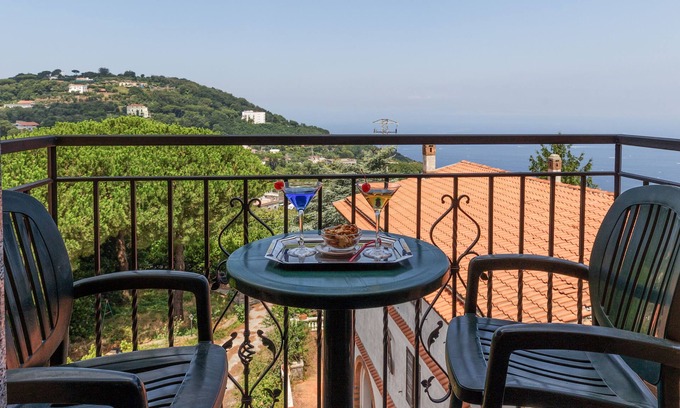 Sant'Agata sui Due Golfi Hotel | Hotel La Pergoletta