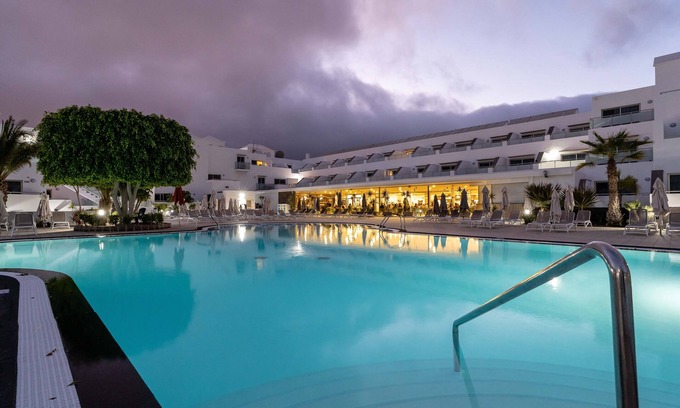 Los Pocillos Hotel | Hotel Lanzarote Village