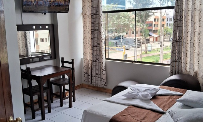 San Borja Hotel | Hotel Las Artes Inn
