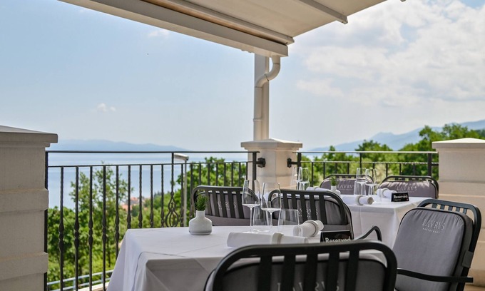 Pobri Hotel | Hotel Laurus - Liburnia