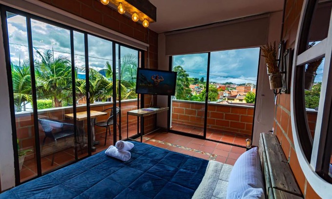 Guatape Casa | Hotel Le Chateau Guatape