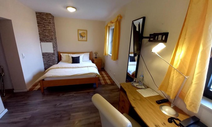 Roedermark Casa | Hotel Lindenhof