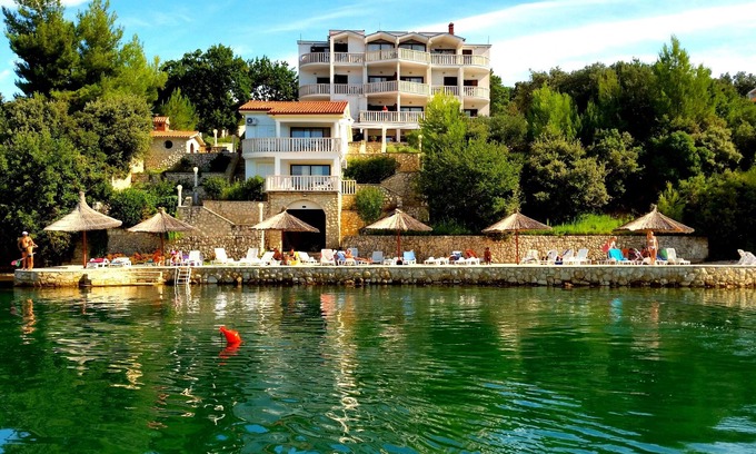 Municipality of Posedarje Hotel | Hotel Lucija