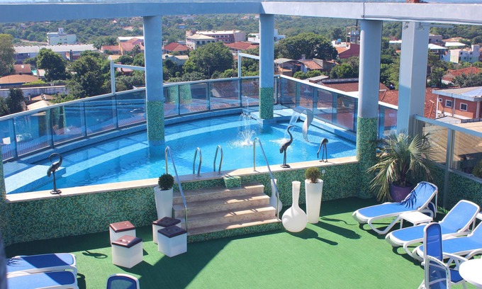 Encarnacion Hotel | Hotel Luxsur