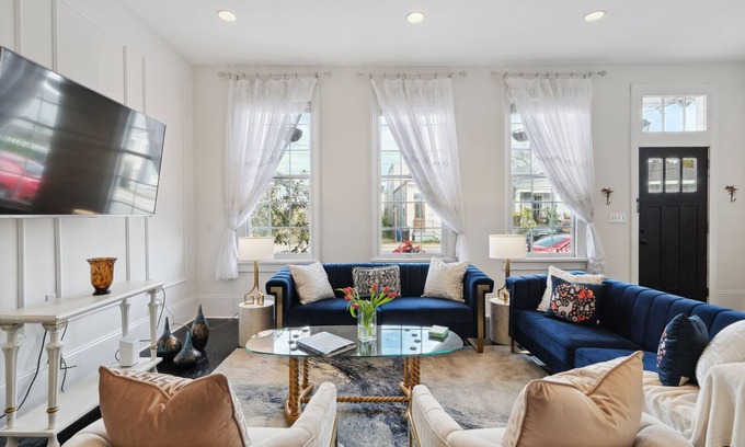 West Riverside Casa | Hotel luxury meets NOLA charm!