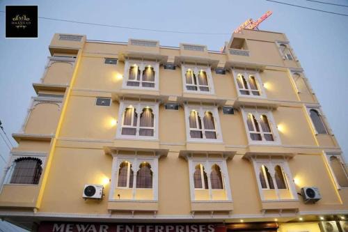 Udaipur District Hotel | Hotel Maanvad Garh - V One pride by Noww Hotels