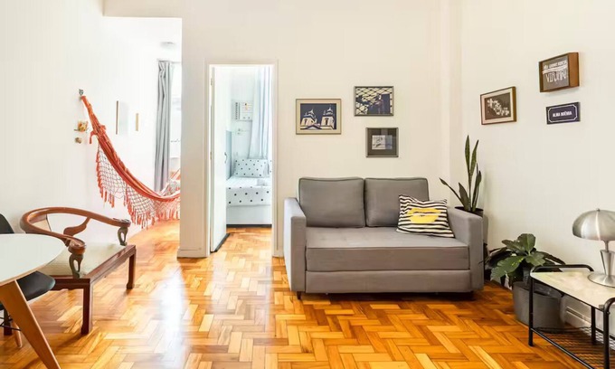 Leme Apartamento | Hotel Mama! Copacabana (Post 1 - Leme)