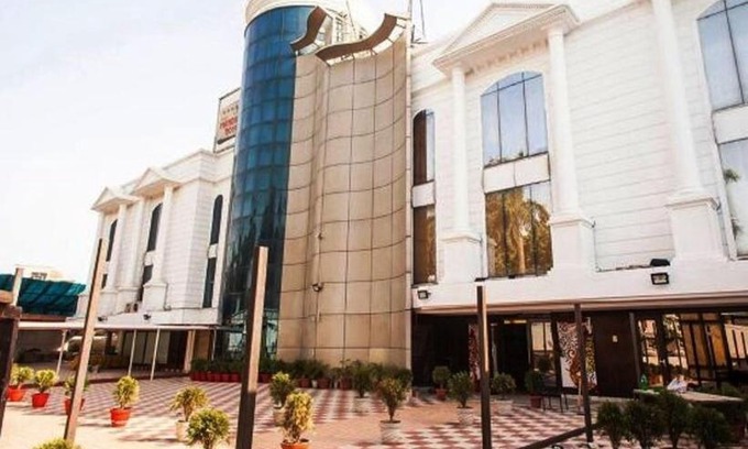Kanpur Hotel | Hotel Mandakini Royale