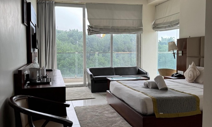Sidhpur Hotel | Hotel Manuni Inn Dharamshala