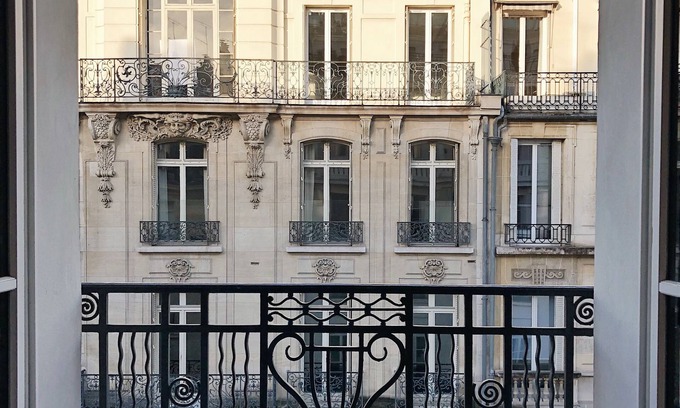 Champs-Elysees Hotel | Hotel Marignan Champs - Elysées