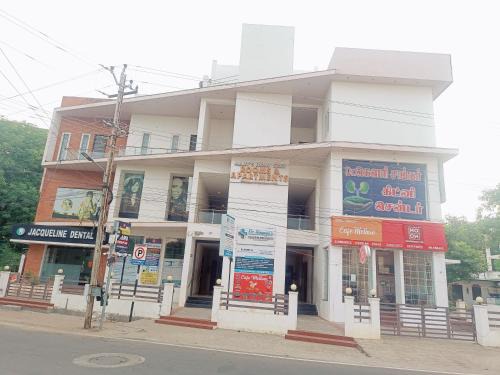 Thanjavur Hotel | Hotel Marys Arcade