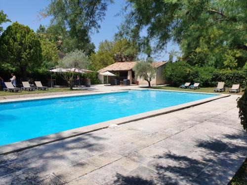 L'Isle-sur-la-Sorgue Hotel | Hotel Mas De Cure Bourse