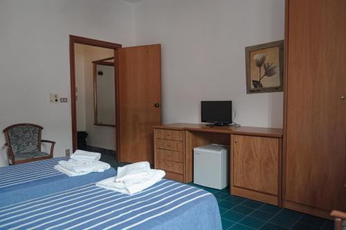 Guardia Piemontese Marina Hotel | Hotel Mediterraneo
