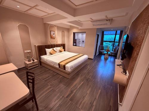 Khattalwada Hotel | Hotel Melody NX - Thane West