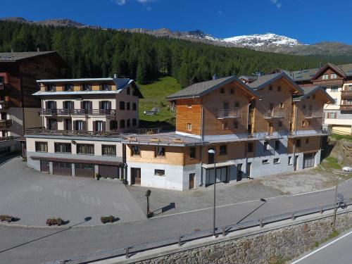 Santa Caterina Valfurva Apartamento | Hotel Meublè Adler - Rooms & Mountain Apartments
