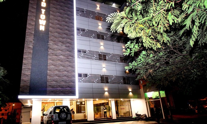 Vadodara Casa | Hotel Midtown