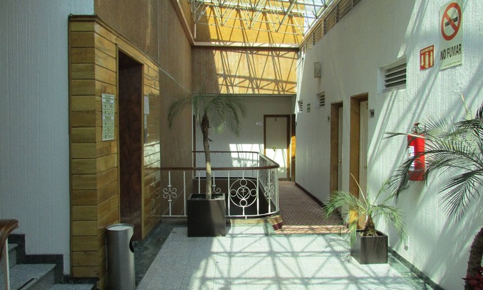 Cuauhtémoc Hotel | Hotel Mina