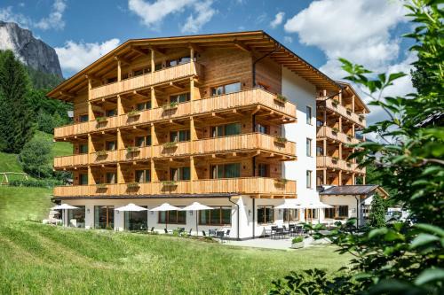 Pedraces Hotel | Hotel Miramonti Badia