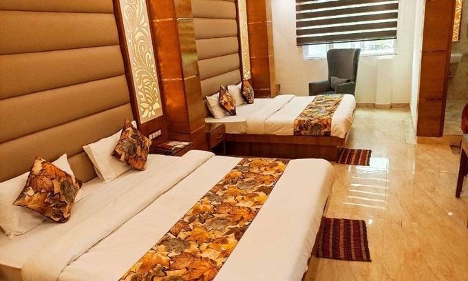 Paharganj Hotel | Hotel Mohit Guest House