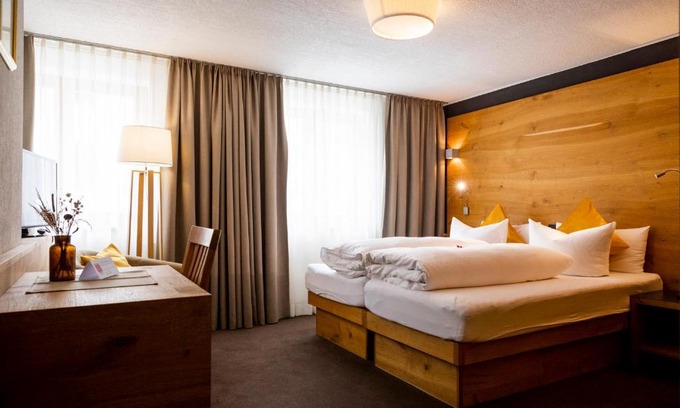 Sankt Anton am Arlberg Hotel | Hotel Montfort