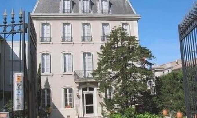 Carcassonne Hotel | Hotel Montsegur