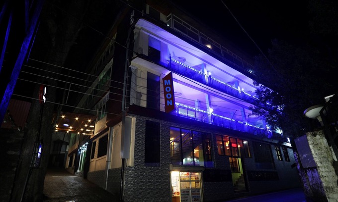 Mallital Hotel | Hotel Moon