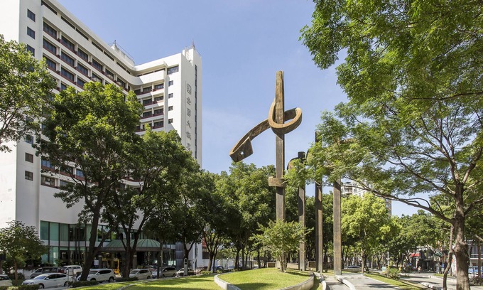 West District Hotel | Hotel National
