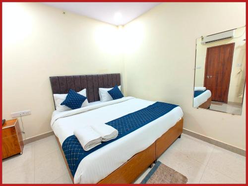 Ayodhya Hotel | Hotel New Kashi - Grand Near Vishwanath Temple - Fully Air Conditioned Rooms - #Restaurant #Wi-fi #Lift # Parking Facilities - A Top Rated Hotel