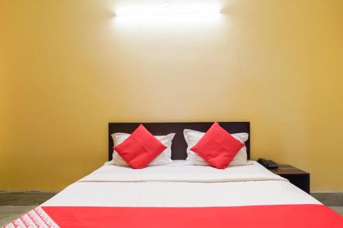 Behala Hotel | Hotel O Barman Guest House
