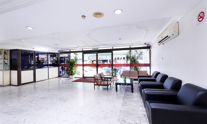 Kuching Hotel | OYO 979 Hua Kuok Inn