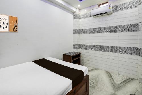 Gorakhpur Hotel | Hotel O JS Palace