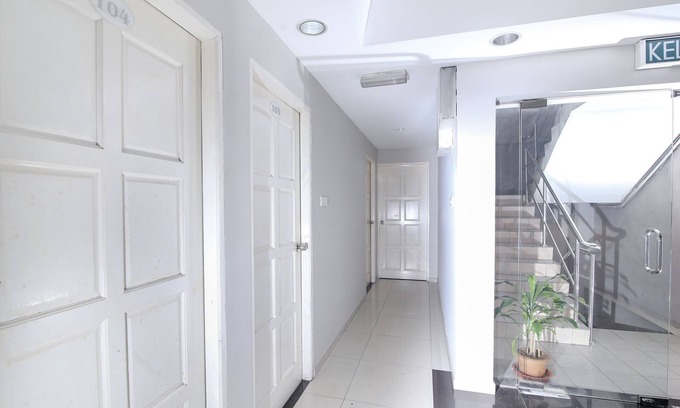 Kuching Hotel | Nice Stay Three Six Five Services