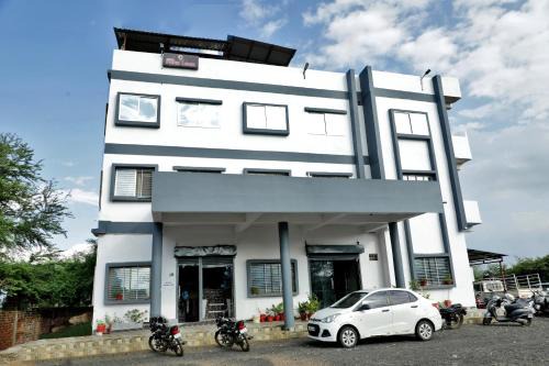 Jabalpur Hotel | Hotel O Park Land, Jabalpur