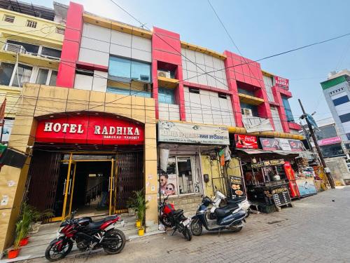 Mayapur Hotel | Hotel O Radhika